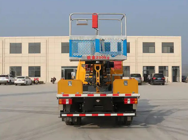 18-24m Aerial Platform Lift Trailer Lift 