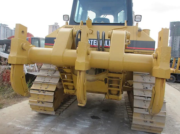 CAT D6R