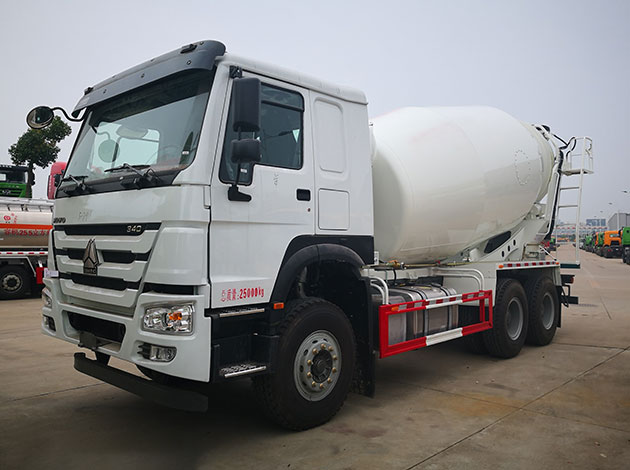 Sinotruk Howo 12m3 Used Mixer Trucks For Sale