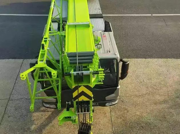 25 Ton Truck Crane For Sale