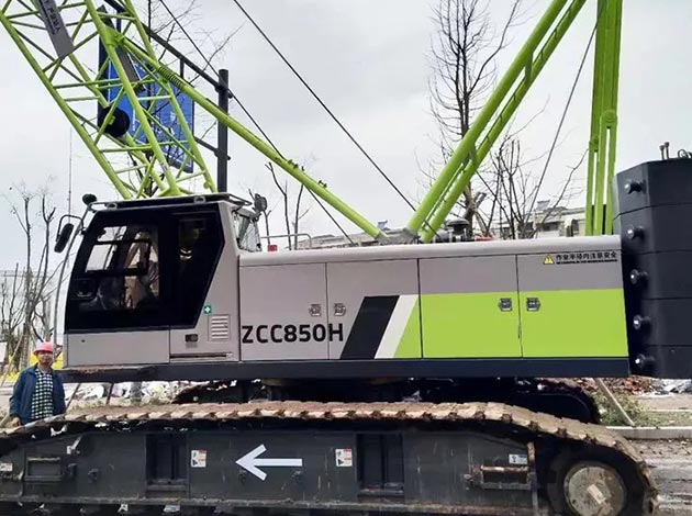 80 Ton Crawler Crane