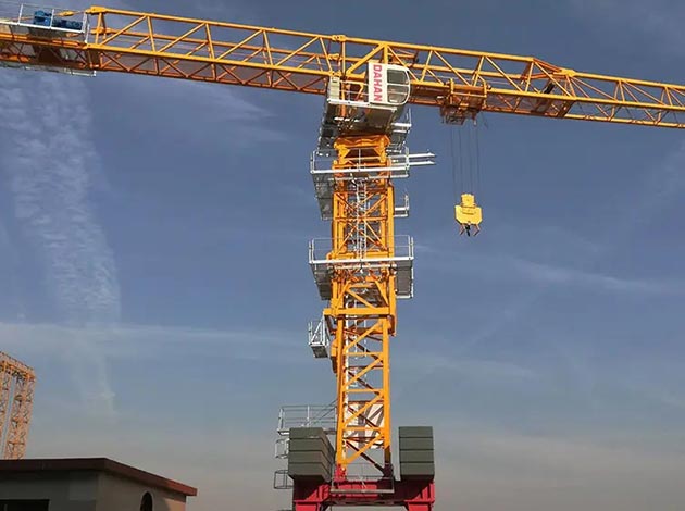 Flat Top Tower Crane