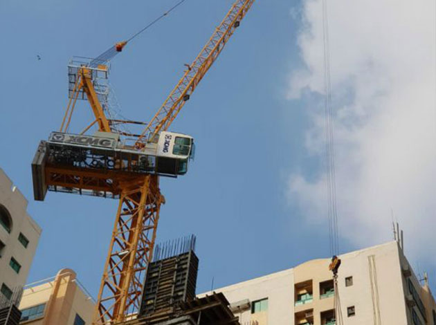 Luffing Tower Crane