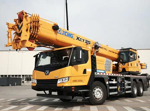 Truck Cranes For Sale