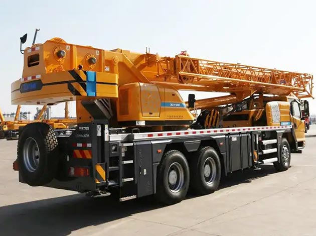 Truck Cranes For Sale