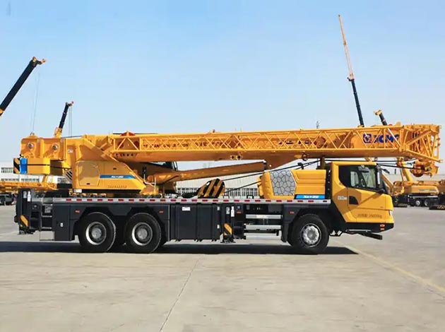 Truck Cranes For Sale