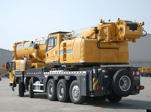 XCT100_M 100 Ton Crane