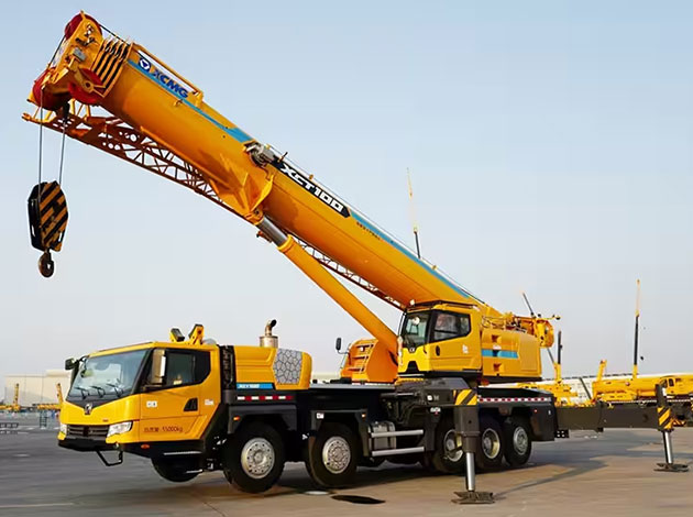 XCT100_M 100 Ton Crane