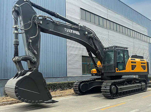 30 Ton Excavator