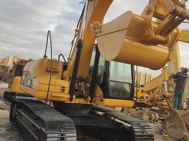 CAT 320DL