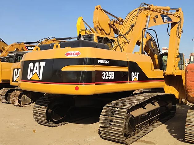 CAT 325B