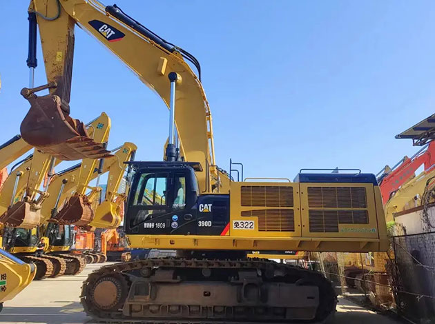Cat 390 Excavator
