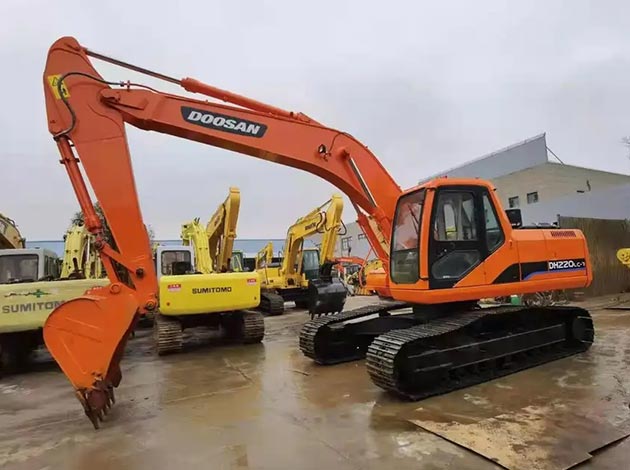 Doosan 220