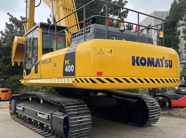 Komatsu PC400