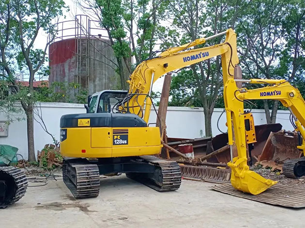 Used Komatsu Excavator