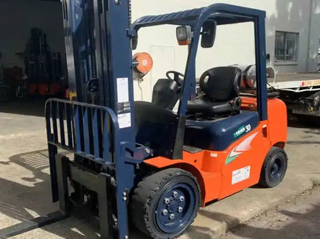 10 Ton Forklift