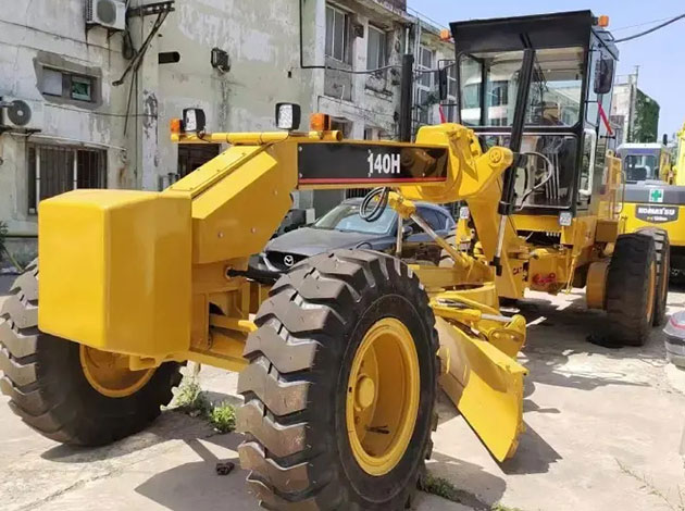Cat 140 Motor Grader