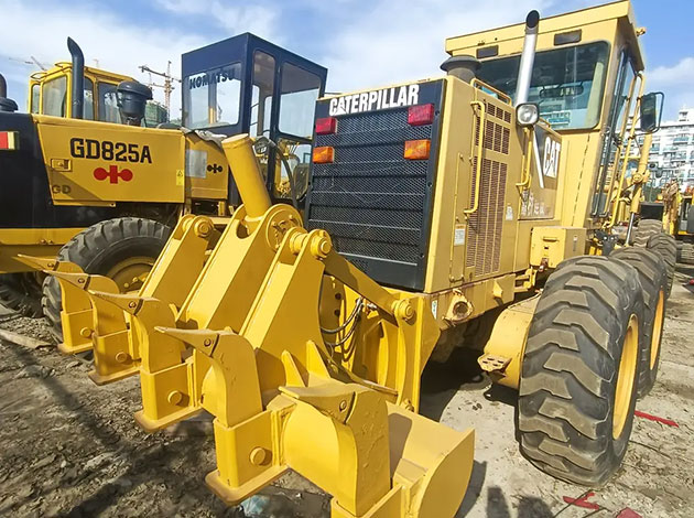 Cat 140 Motor Grader