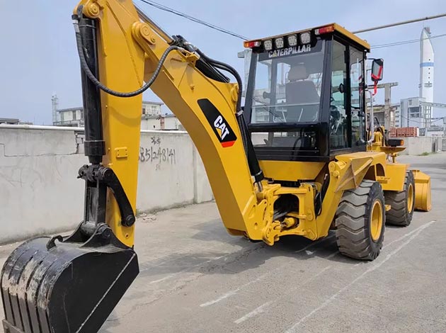 CAT 416E