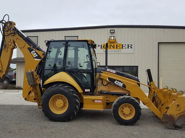 CAT 420E