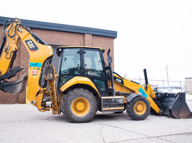 Cat 440 Backhoe