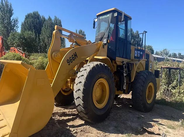 CAT 966H