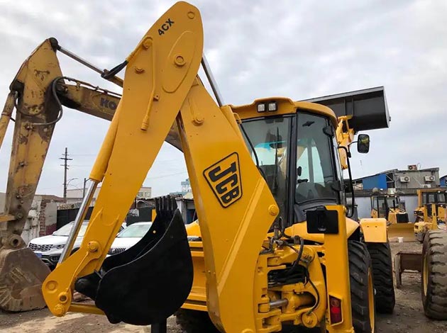 JCB 4CX Price