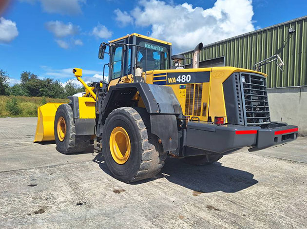 Komatsu 480 Loader