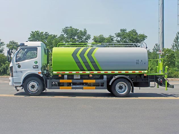 12 CBM Water Tank Truck Sprinkler Truck