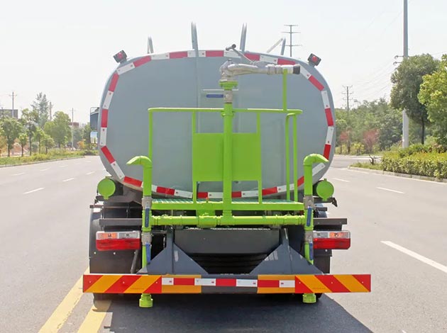 12 CBM Water Tank Truck Sprinkler Truck