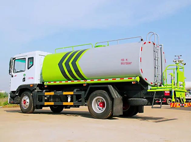 12 CBM Water Tanker Truck