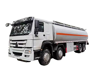 30000 Liters Petrol Oil Transportation Tanker Truck