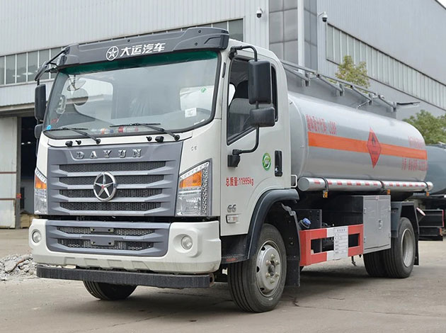Dayun 4×2 Fuel Tanker