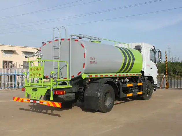 Dongfeng 10Cbm Mobile Water Tank Truck For Sale
