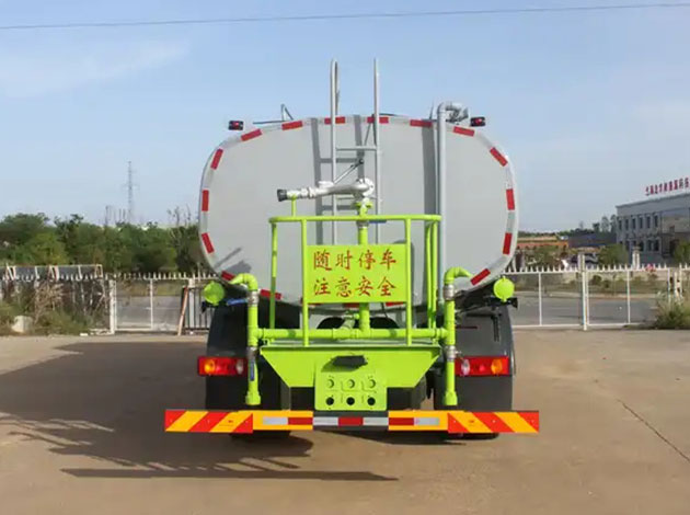 Dongfeng 10Cbm Mobile Water Tank Truck For Sale