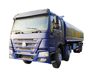 Howo 8×4 35 Cbm Fuel Tanker Truck