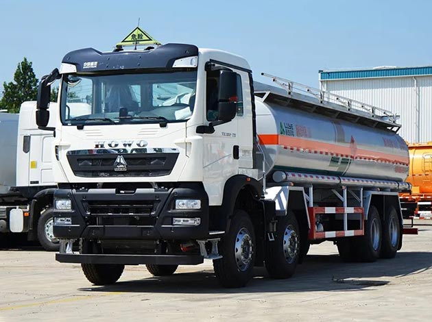 Oil Tanker Truck For Sale