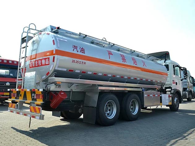 20m3 Oil Tank Truck For Sale