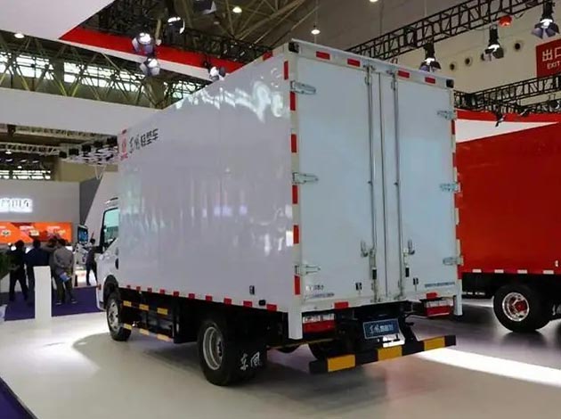 Cheap Box Trucks For Sale
