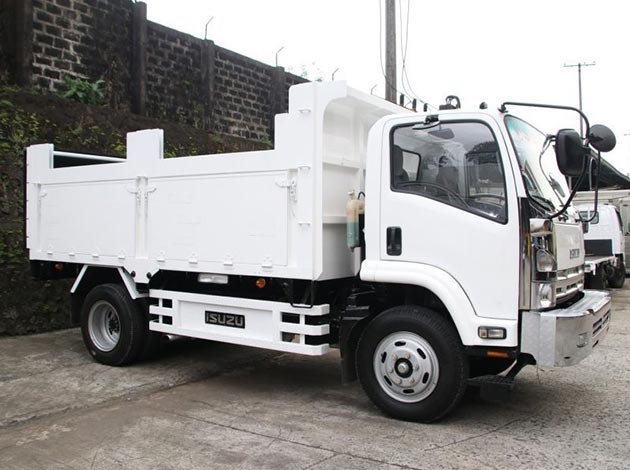 Isuzu Dump Truck