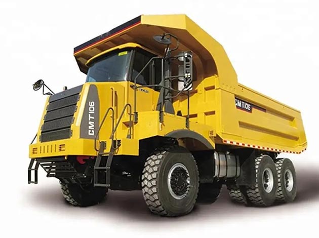 Komatsu Dump Truck
