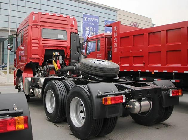 Trailer Head