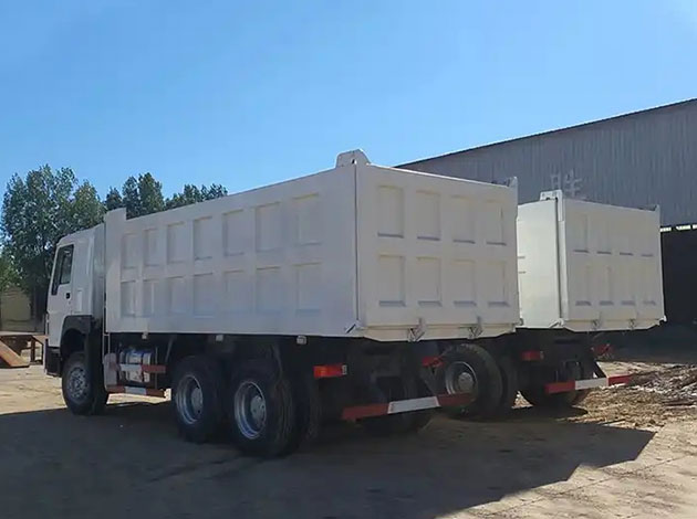 Used Howo Dump Trucks 25 Ton 6X4 371Hp